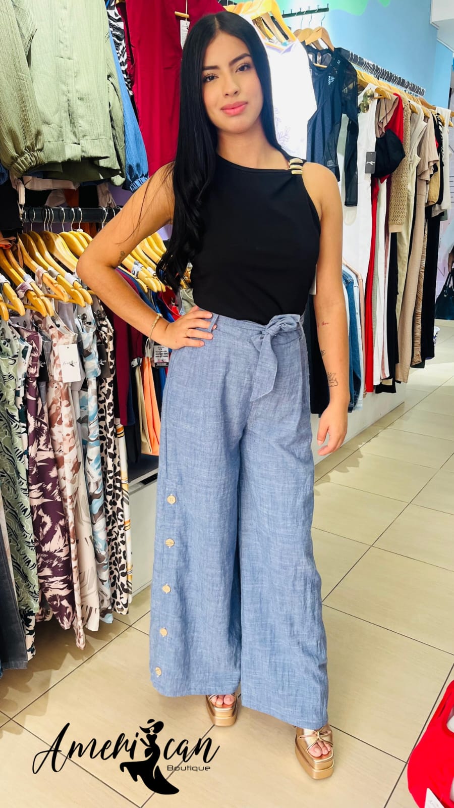 pantalon de tela azul botones